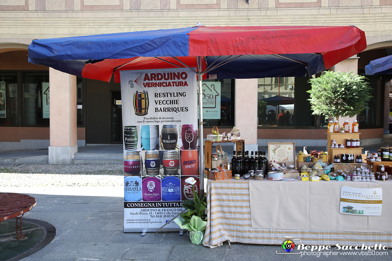 VBS_6735 - Fiera Storica di San Giuseppe 2024 - Alla Corte del Vino Barbera...la Salsiccia di Bra.jpg